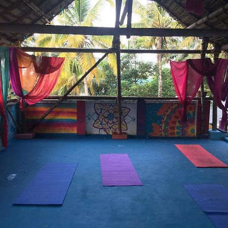 Mk Gardens Surf & Yoga House Varkala Bagian luar foto