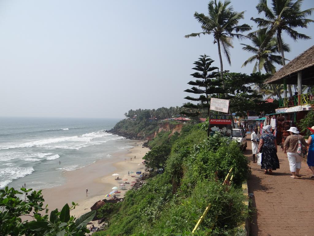 Mk Gardens Surf & Yoga House Varkala Ruang foto